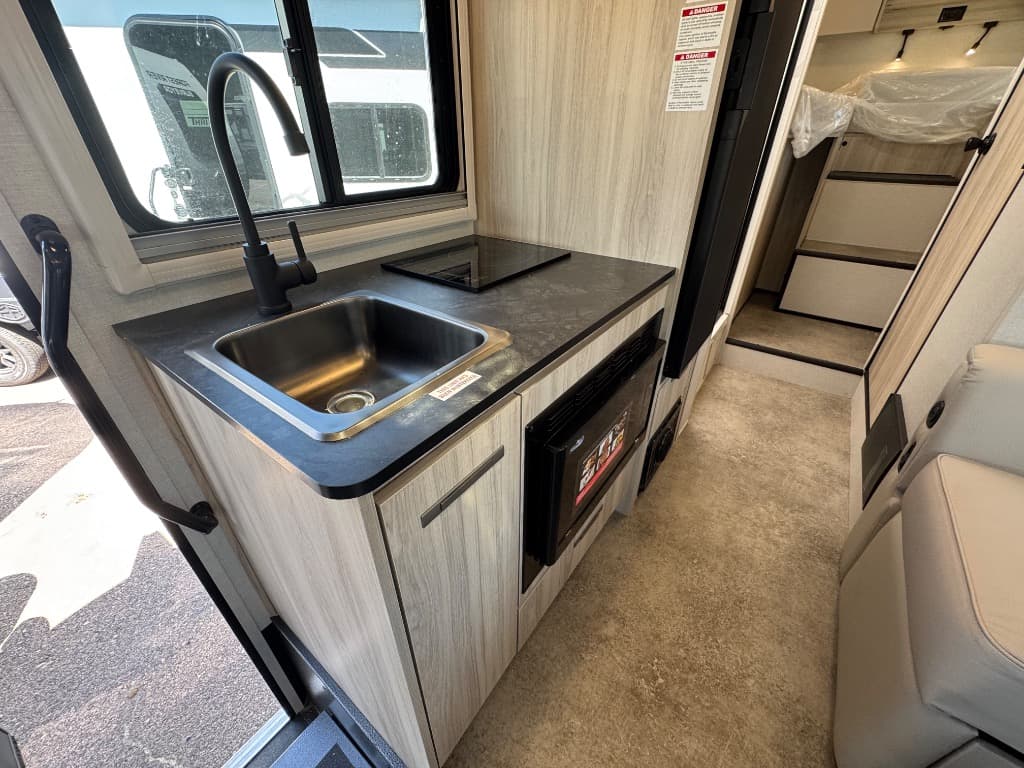 2026 Coachmen 2026 Coachmen Cross Trail - thumbnail 12