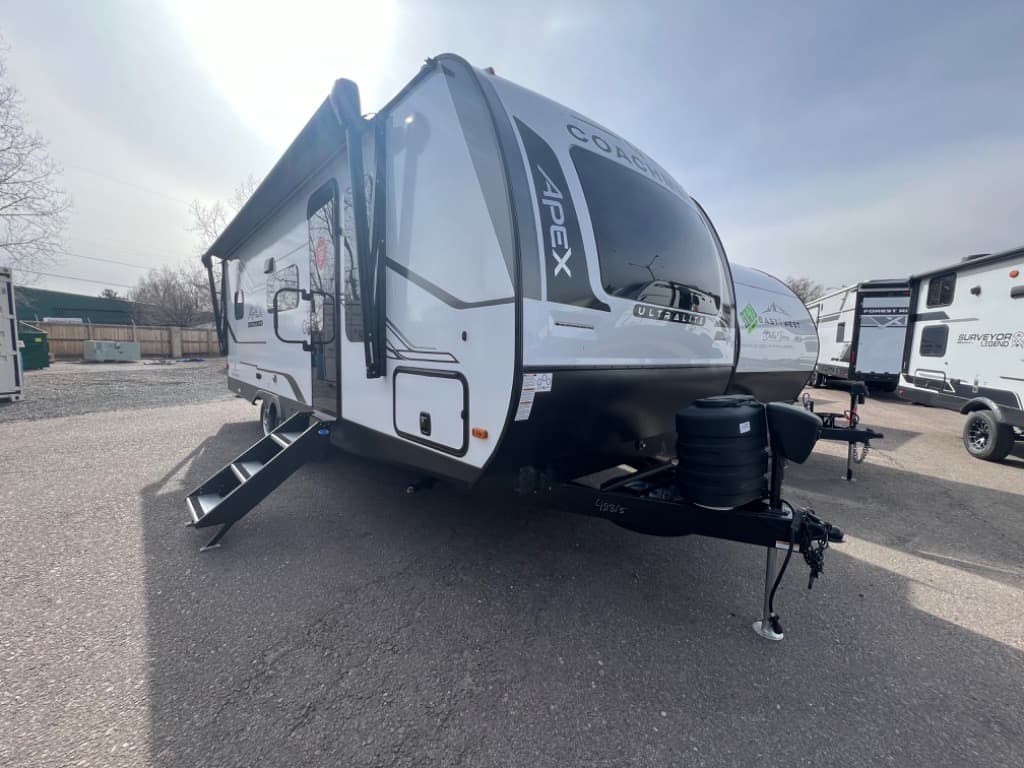 2025 Coachmen Apex Ultra-Lite 241BHS