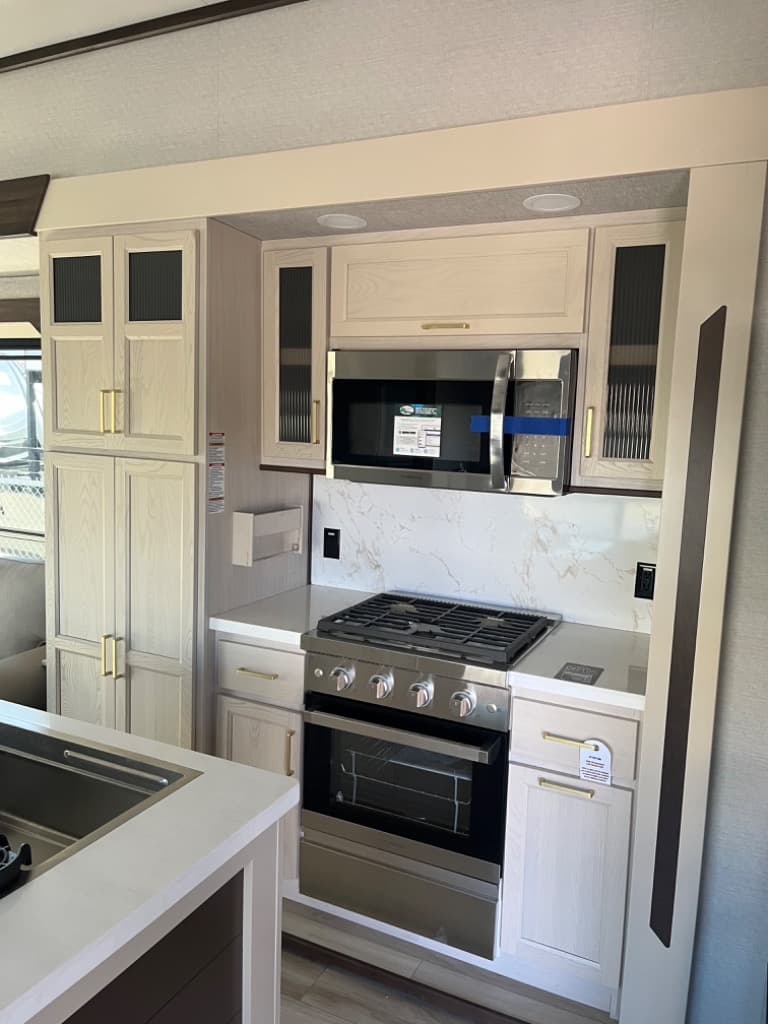 2025 Forest River 2025 Forest River Cedar Creek Cottage - thumbnail 13