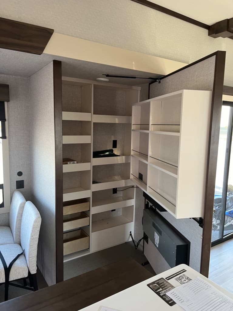 2025 Forest River 2025 Forest River Cedar Creek Cottage - thumbnail 18