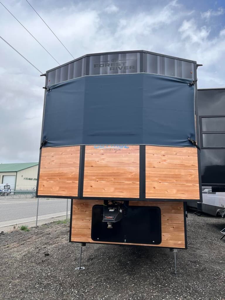 2025 Forest River 2025 Forest River Cedar Creek Destination - thumbnail 3