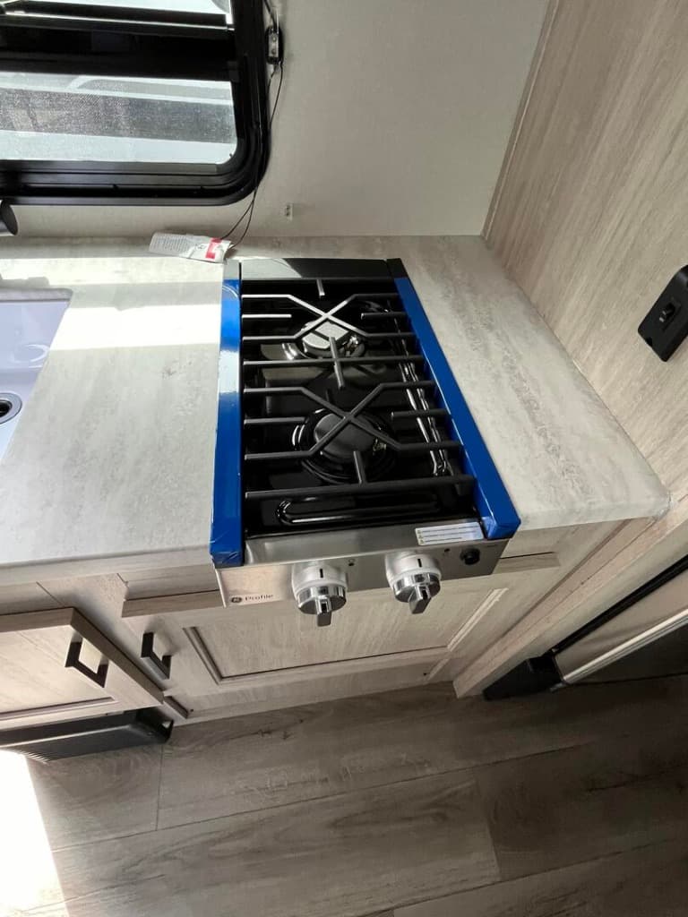 2025 Coachmen 2025 Coachmen Catalina Summit Series 7 - thumbnail 14