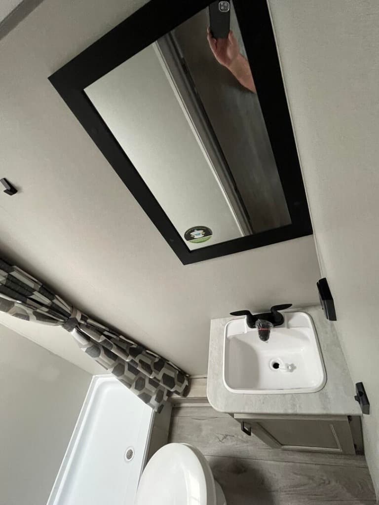 2025 Coachmen 2025 Coachmen Catalina Summit Series 7 - thumbnail 22