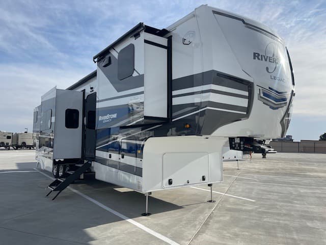 2026 Forest River Riverstone 421FK