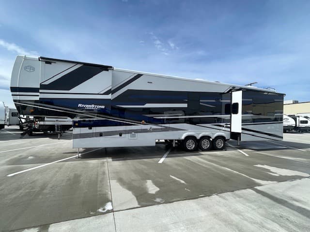 2026 Forest River 2026 Forest River Riverstone - thumbnail 5