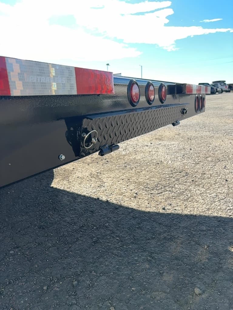 2026 PJ Trailers 2026 PJ Trailers I-Beam Deckover F8 - thumbnail 12