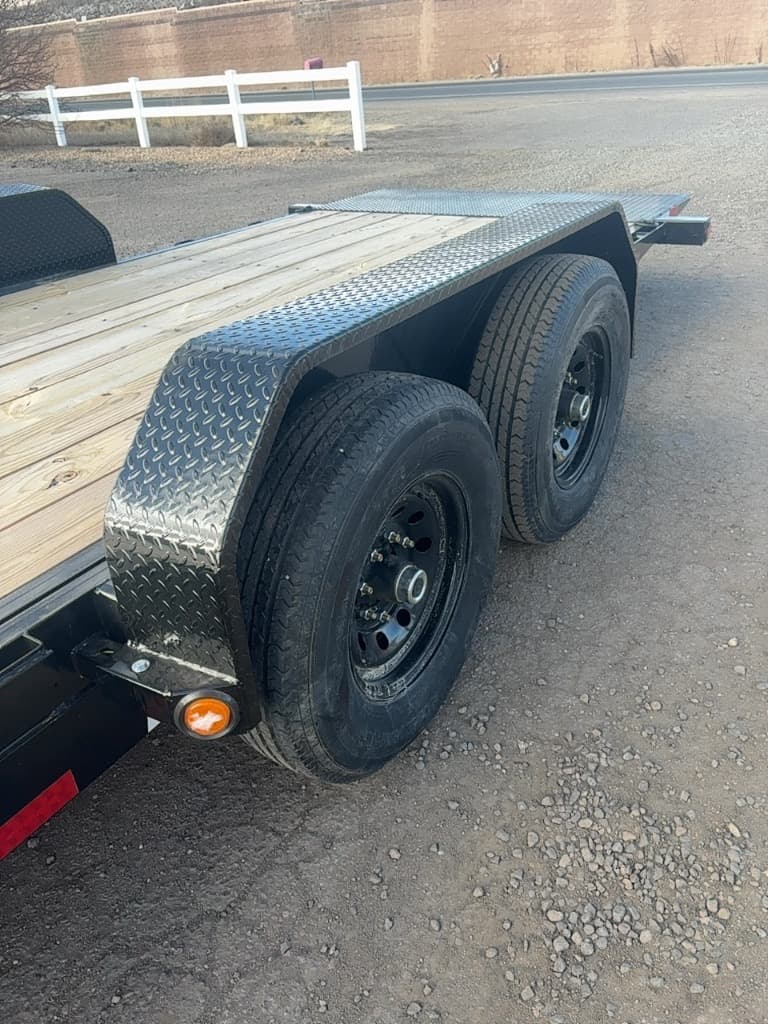 2026 PJ Trailers 2026 PJ Trailers Powered Full Tilt - thumbnail 6