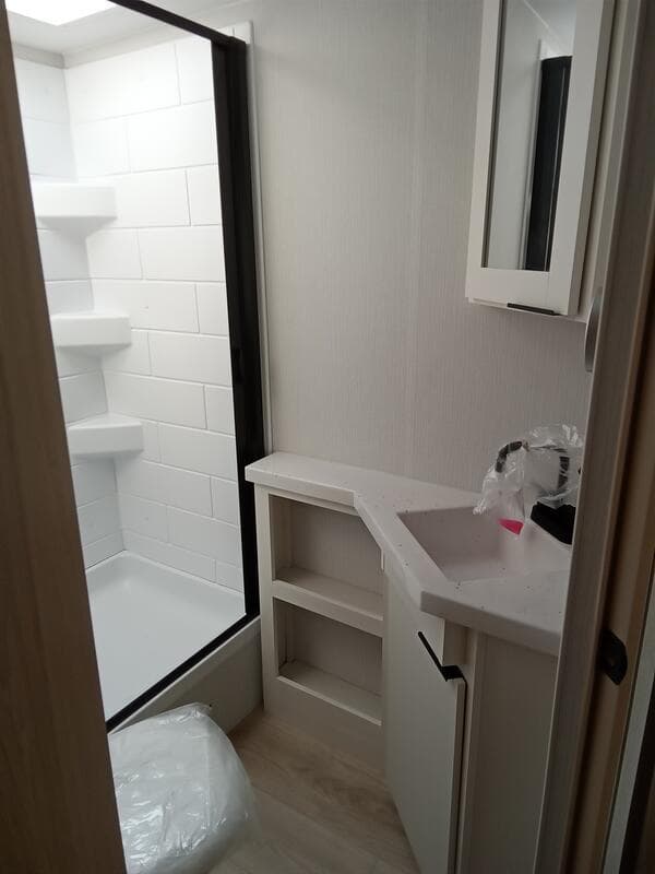 2026 Winnebago 2026 Winnebago Thrive - thumbnail 15