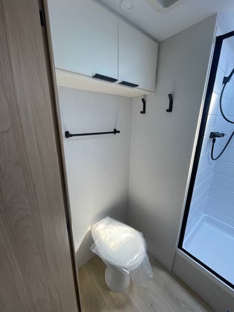 2026 Winnebago 2026 Winnebago Thrive - thumbnail 10