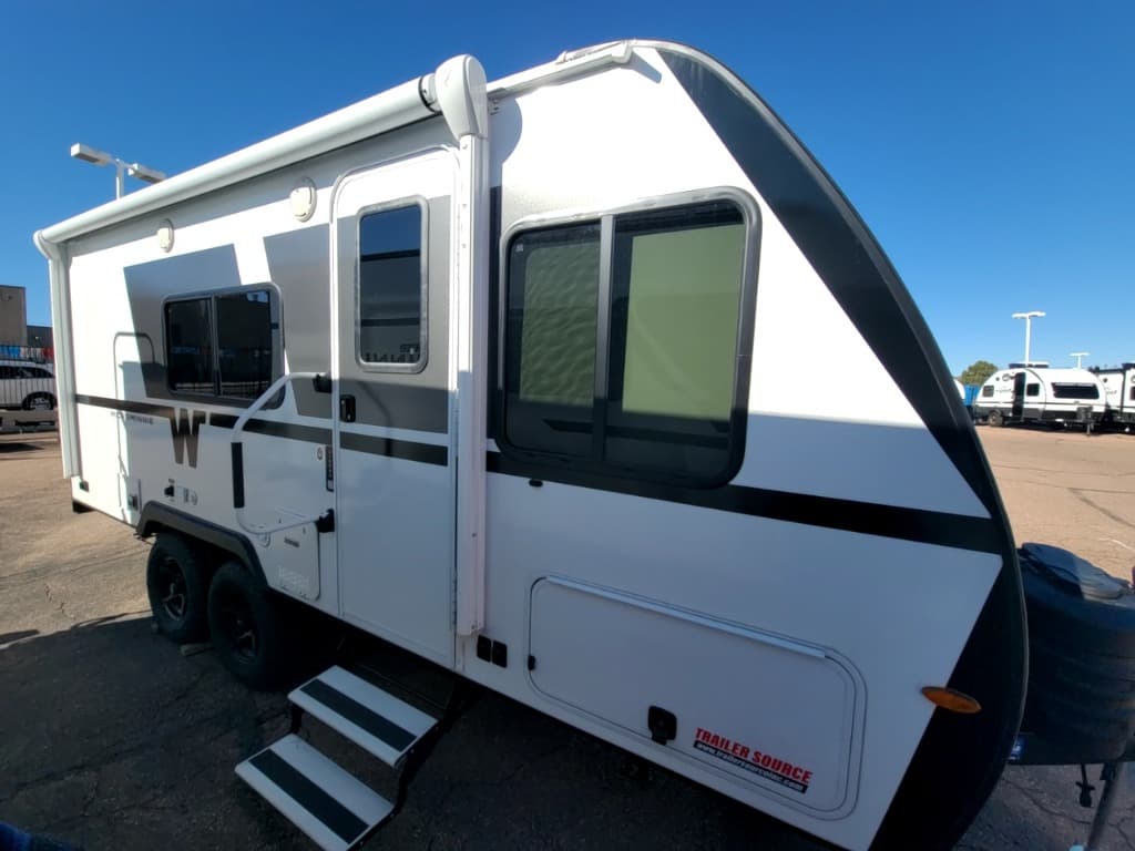 2026 Winnebago Micro Minnie 2100BH