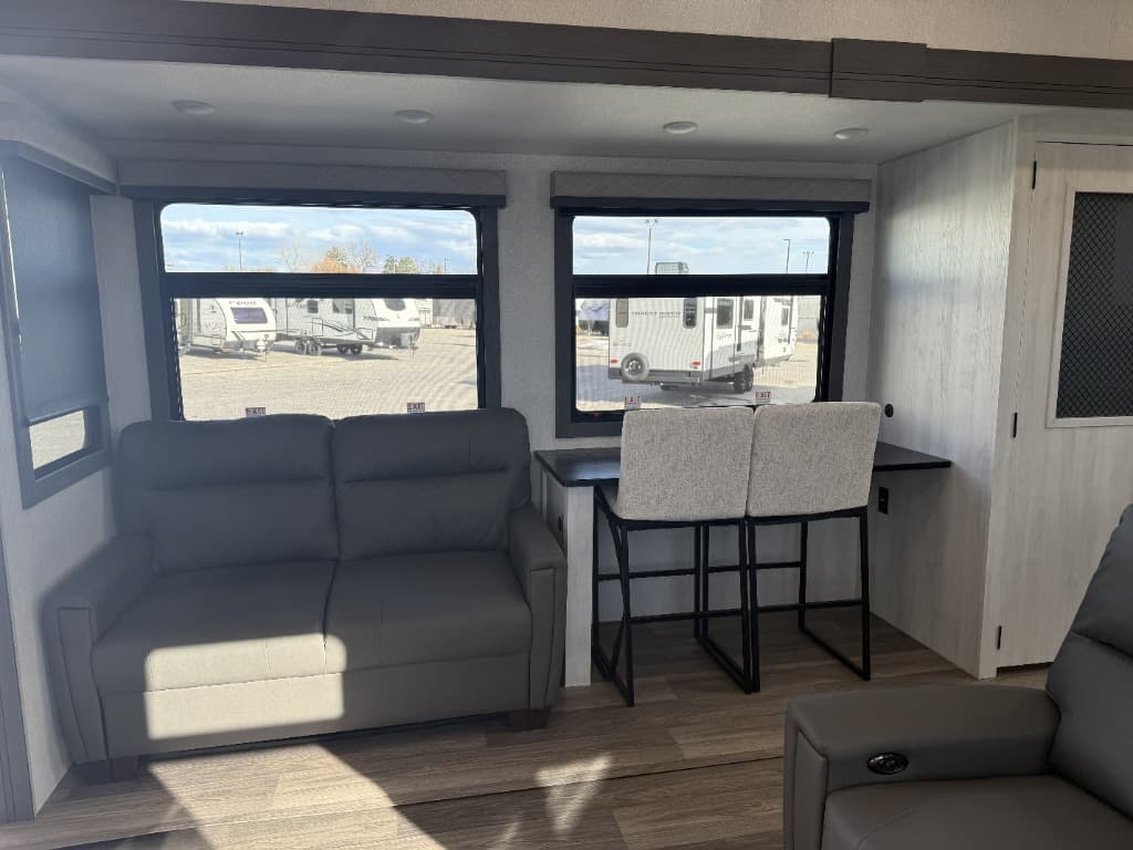 2026 East To West 2026 East To West Ahara - thumbnail 6