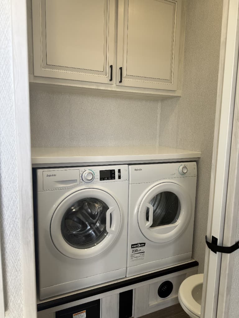 2026 East To West 2026 East To West Ahara - thumbnail 13