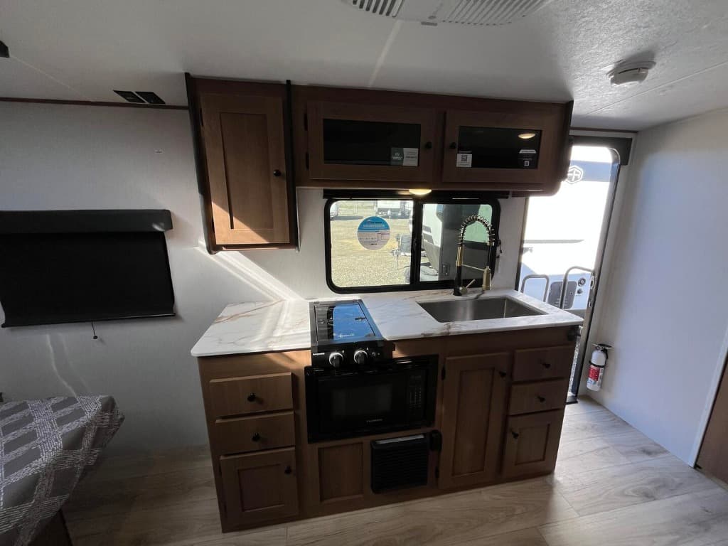 2026 Coachmen 2026 Coachmen Apex Nano - thumbnail 15