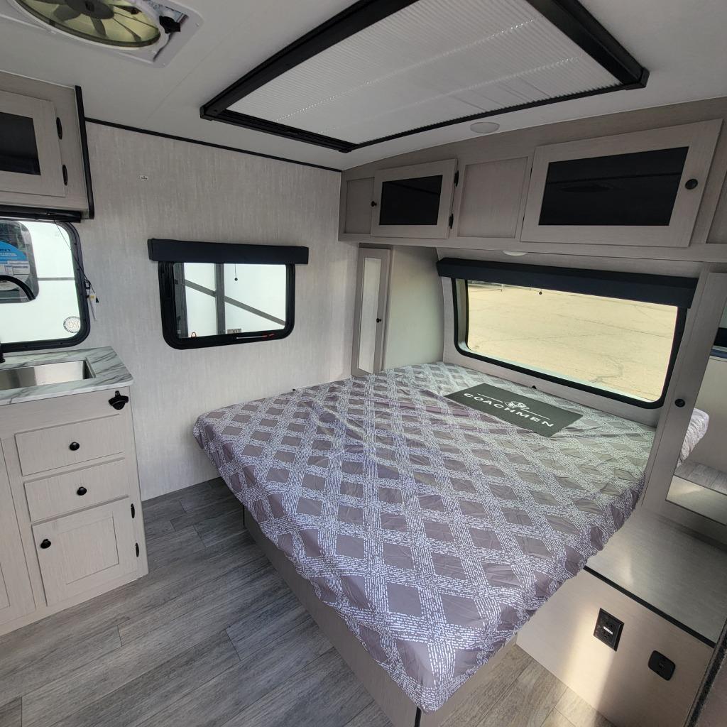 2026 Coachmen 2026 Coachmen Apex Nano - thumbnail 6