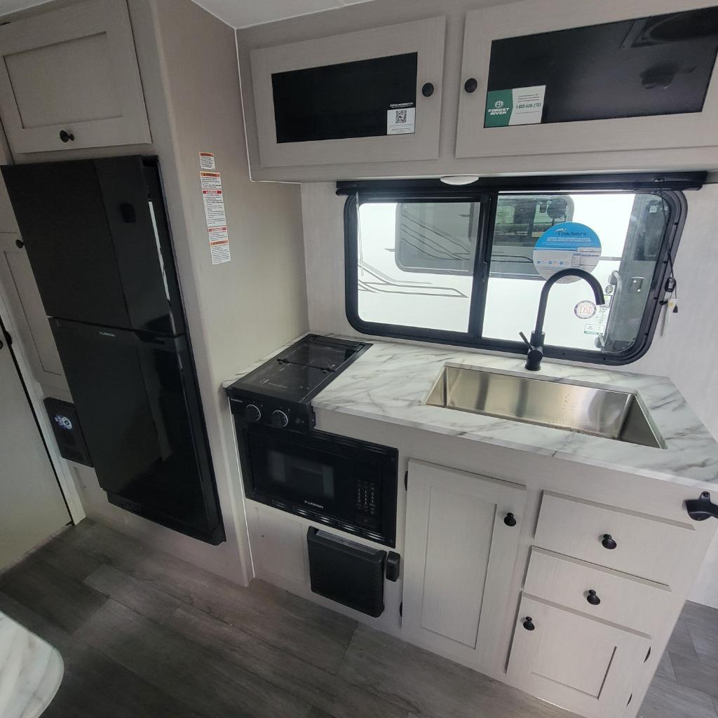 2026 Coachmen 2026 Coachmen Apex Nano - thumbnail 14