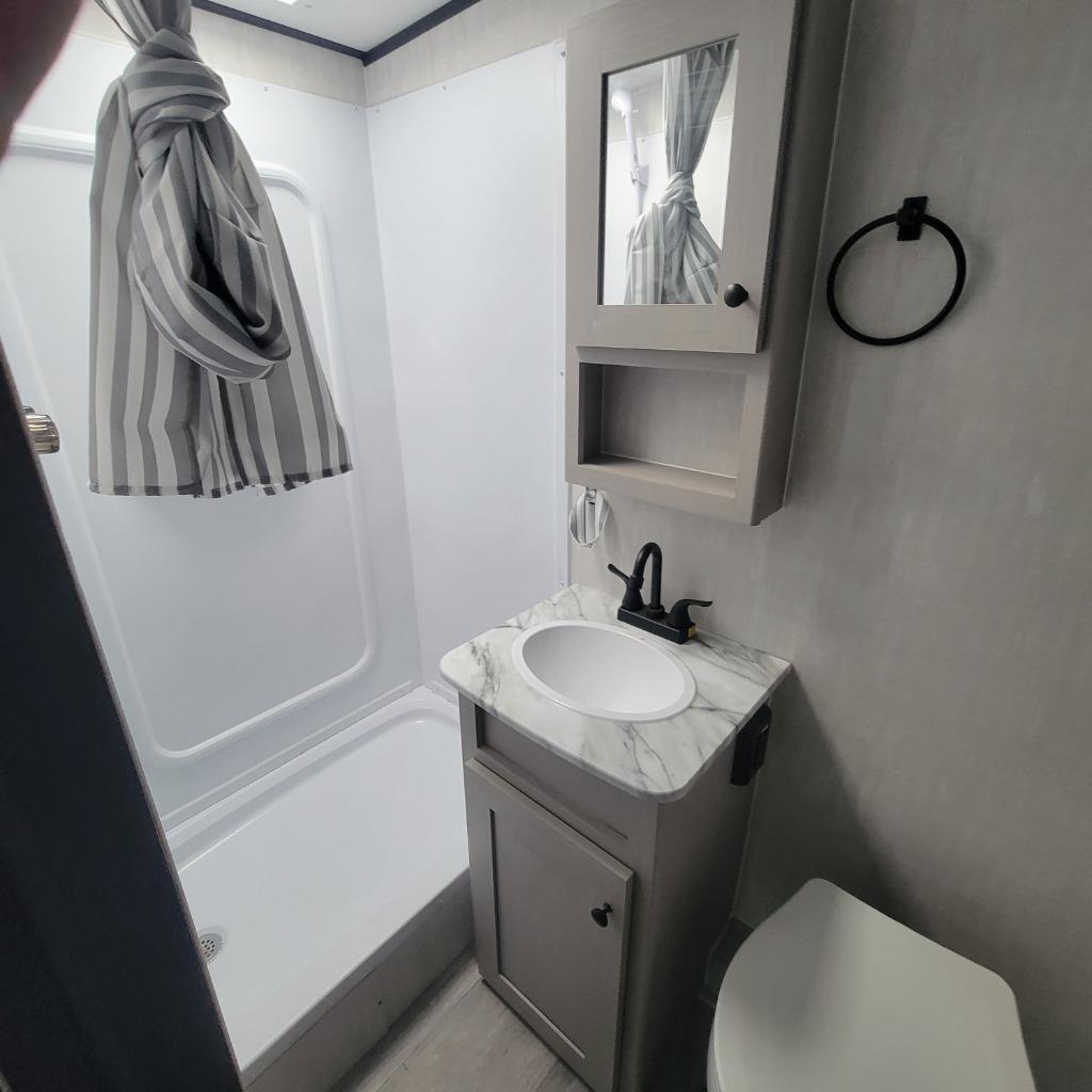 2026 Coachmen 2026 Coachmen Apex Nano - thumbnail 15