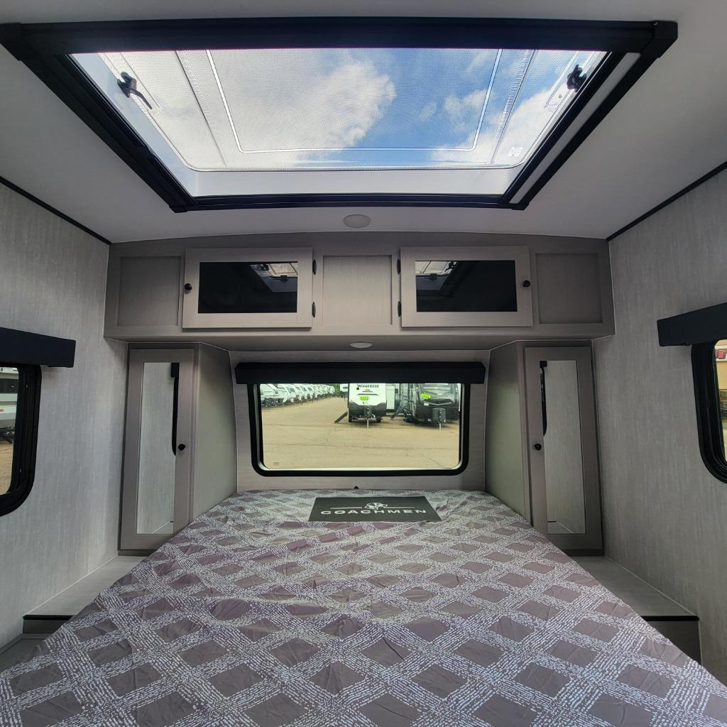 2026 Coachmen 2026 Coachmen Apex Nano - thumbnail 18