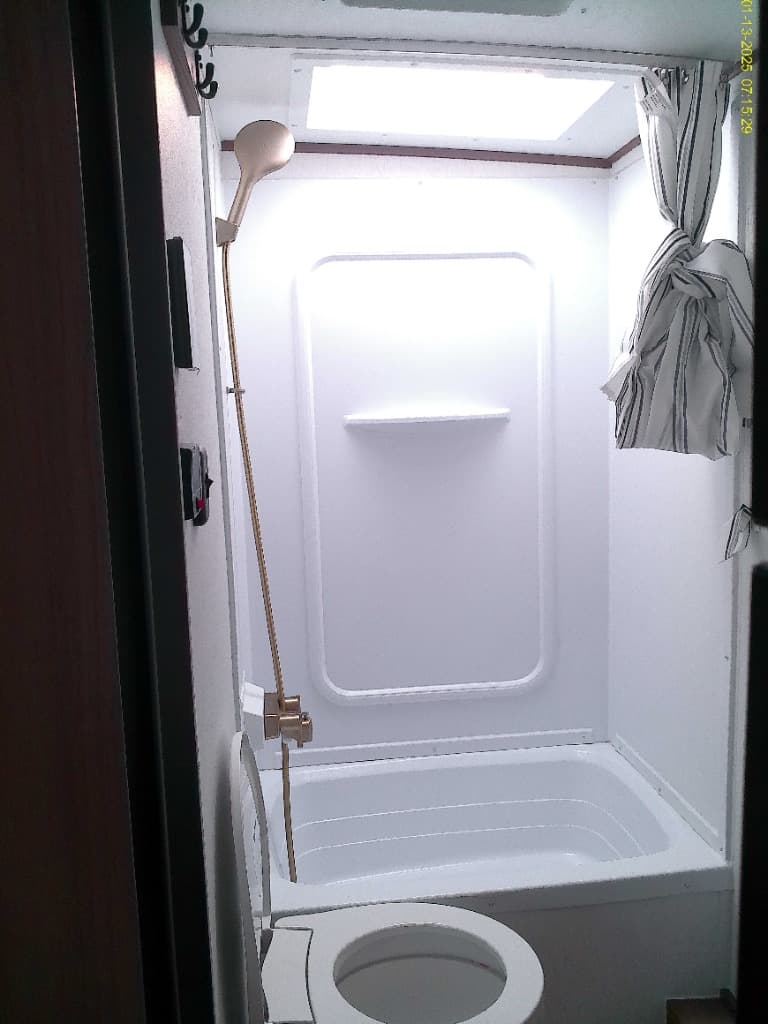 2026 Coachmen 2026 Coachmen Apex Nano - thumbnail 13