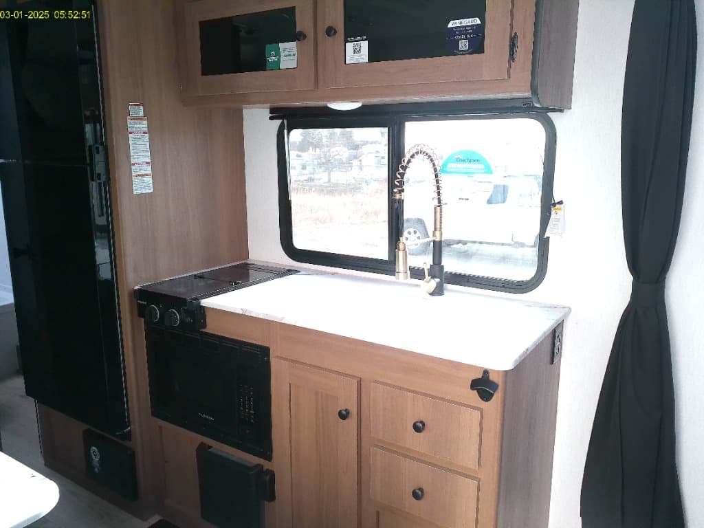 2026 Coachmen 2026 Coachmen Apex Nano - thumbnail 8