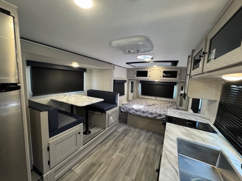 2026 Coachmen 2026 Coachmen Apex - thumbnail 6