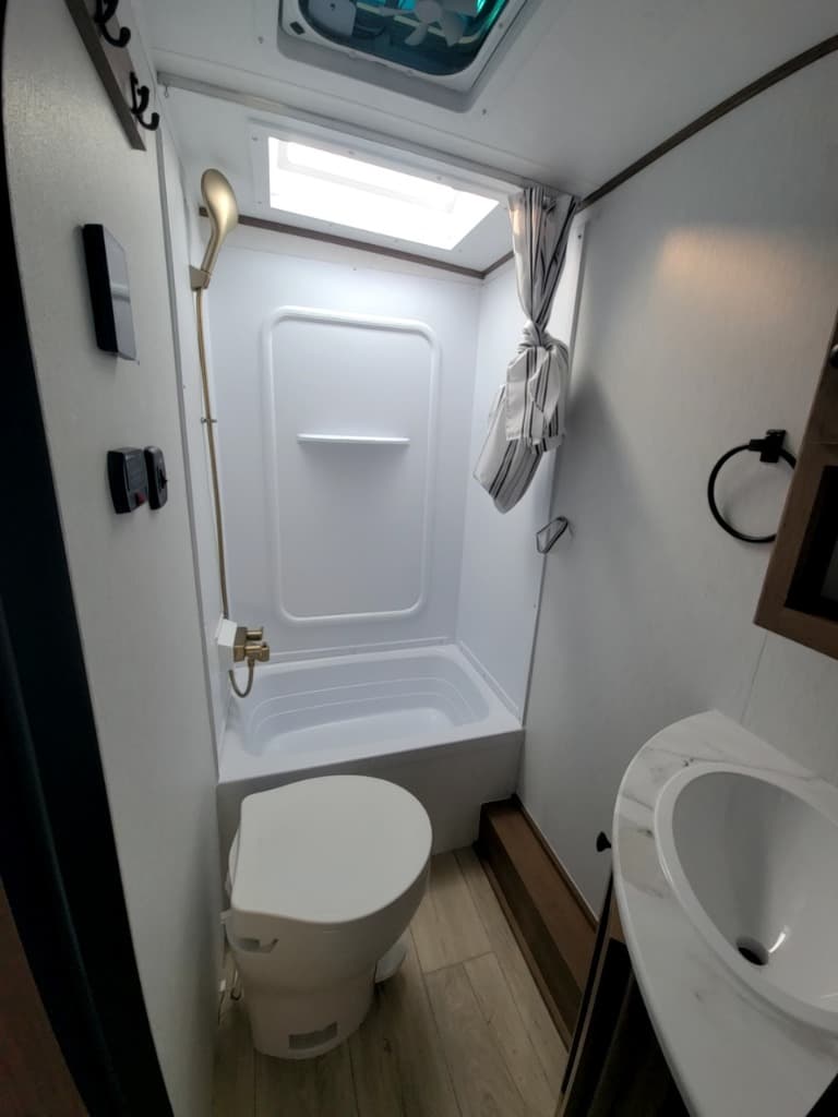 2026 Coachmen 2026 Coachmen Apex  Nano - thumbnail 29