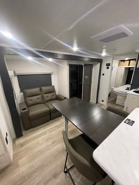 2026 Forest River 2026 Forest River R-Pod Un-Mapped - thumbnail 6