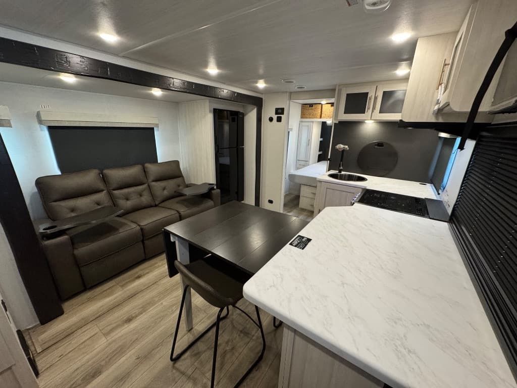 2026 Forest River 2026 Forest River R-Pod Un-Mapped - thumbnail 8