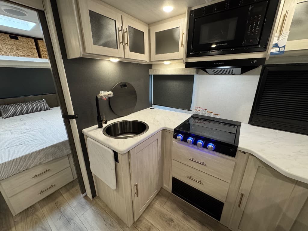 2026 Forest River 2026 Forest River R-Pod Un-Mapped - thumbnail 10