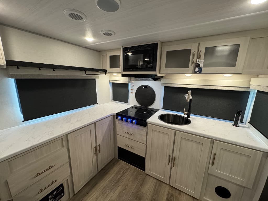 2026 Forest River 2026 Forest River R-Pod Un-Mapped - thumbnail 12