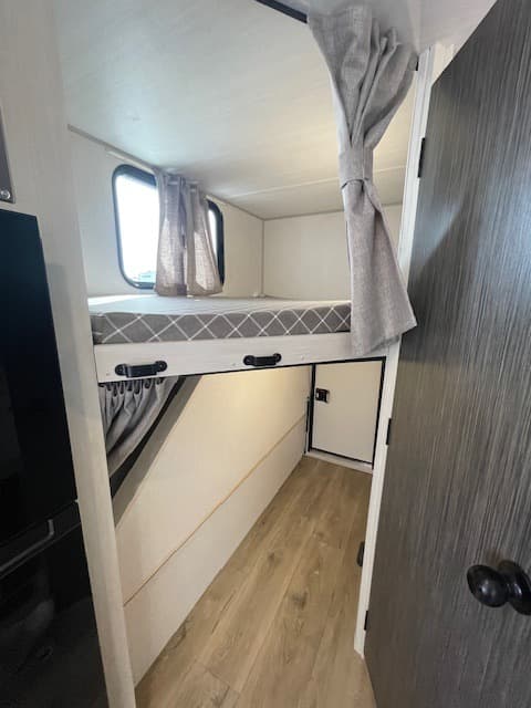 2026 Forest River 2026 Forest River R-Pod - thumbnail 6