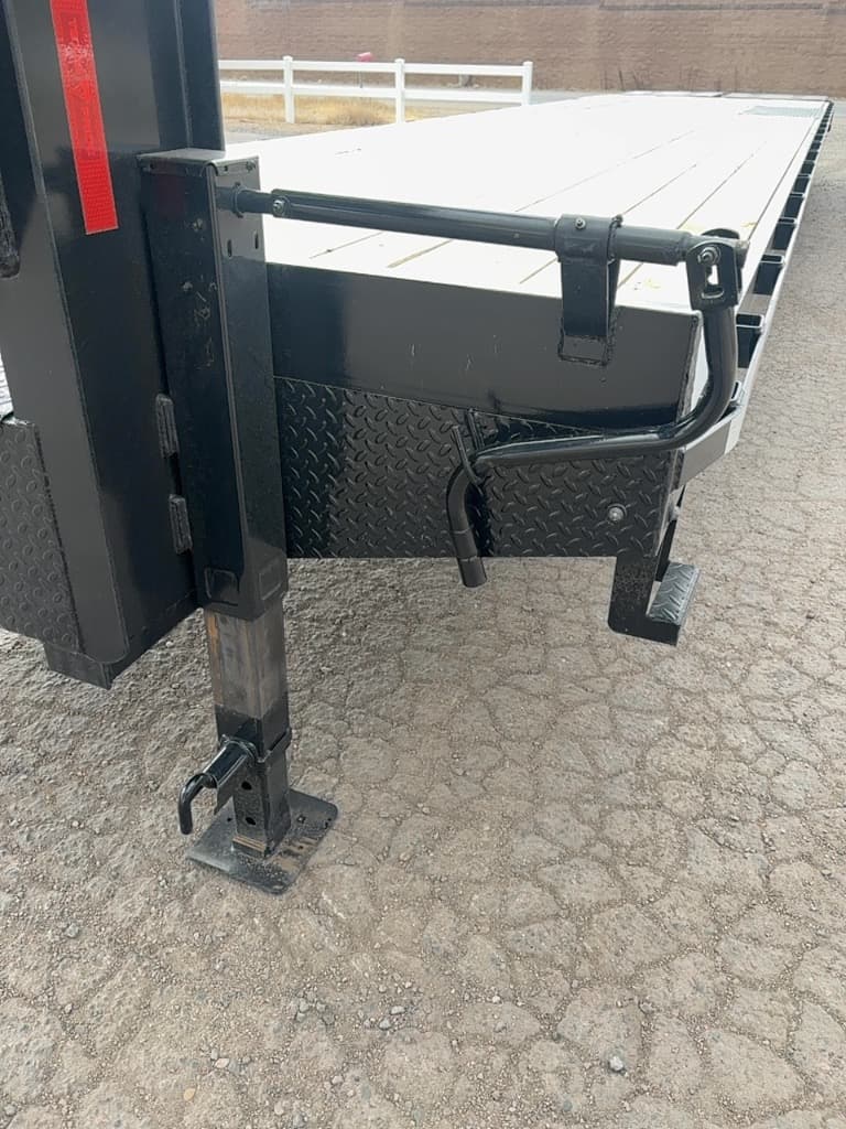 2026 Texas Pride Trailers 2026 Texas Pride Trailers 40' Dually Flatbed - thumbnail 6