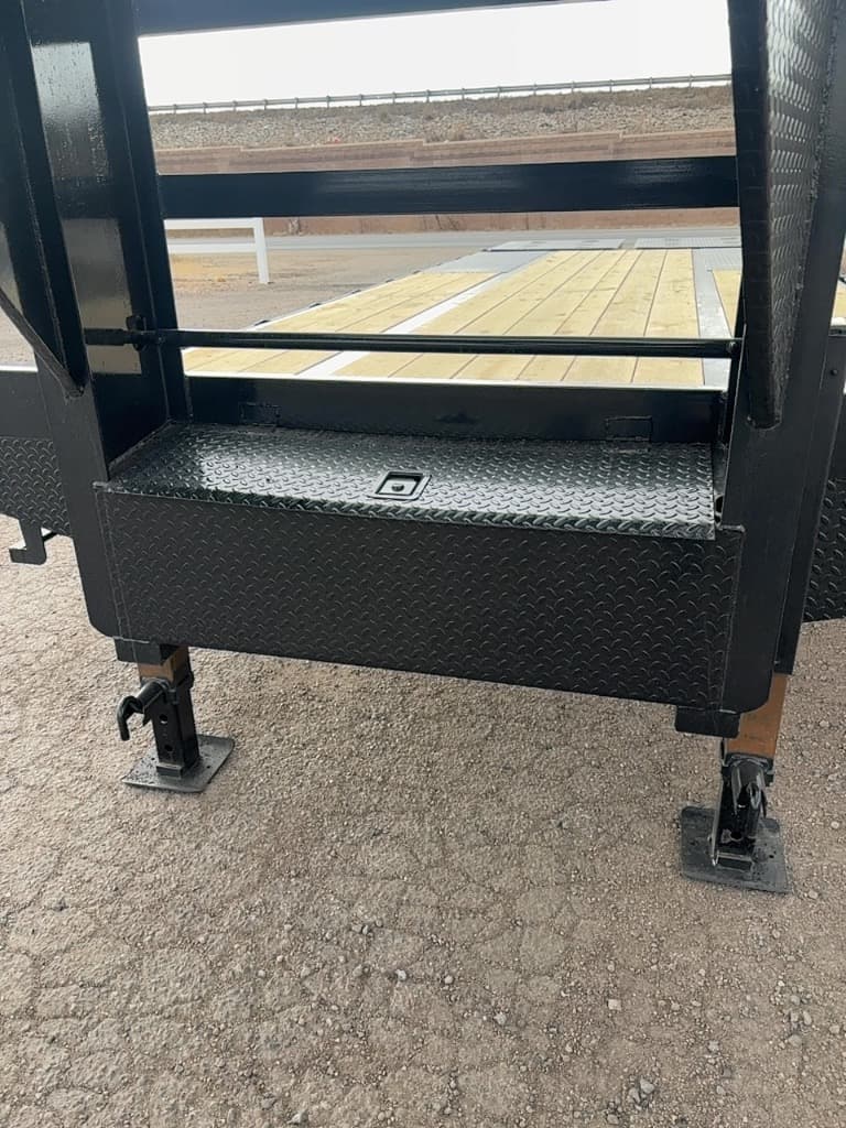 2026 Texas Pride Trailers 2026 Texas Pride Trailers 25' Dually Flatbed - thumbnail 5