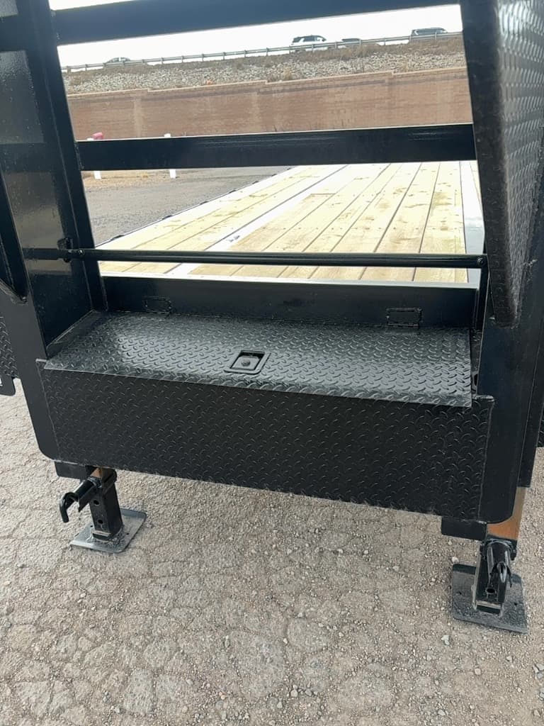 2026 Texas Pride Trailers 2026 Texas Pride Trailers 32' Dually Flatbed - thumbnail 4