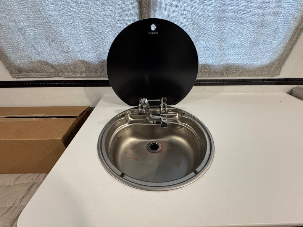 2026 Rockwood 2026 Rockwood Hard Side High Wall Series - thumbnail 11