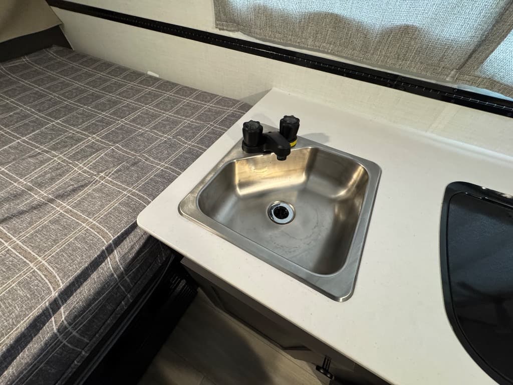 2026 Forest River Rockwood 2026 Forest River Rockwood Hard Side Series - thumbnail 10