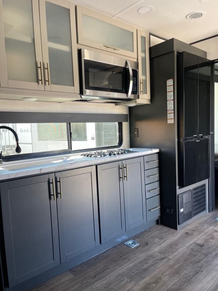 2026 Forest River 2026 Forest River Xlr Boost X Toy Hauler - thumbnail 12