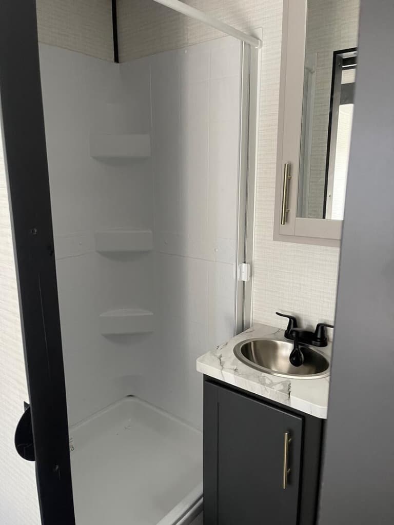 2026 Forest River 2026 Forest River Xlr Boost X Toy Hauler - thumbnail 16