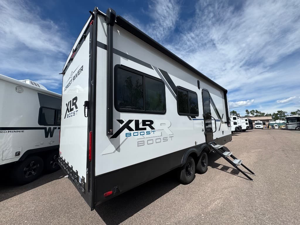 2026 Forest River 2026 Forest River Xlr Boost X Toy Hauler - thumbnail 5