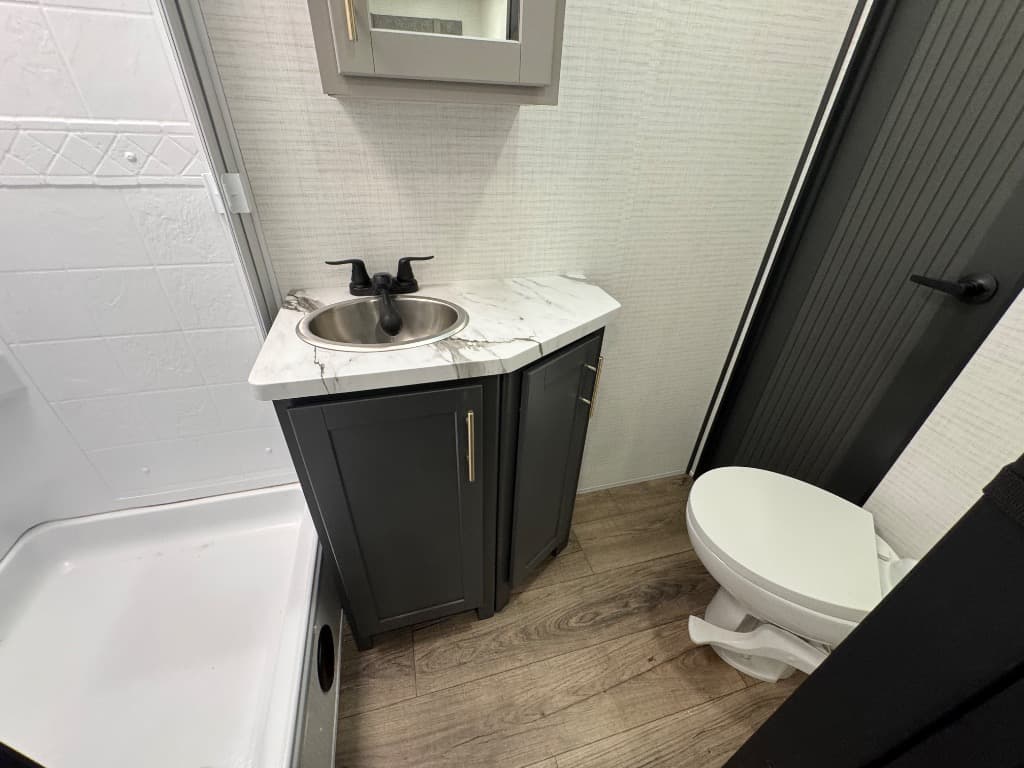 2026 Forest River 2026 Forest River Xlr Boost X Toy Hauler - thumbnail 21