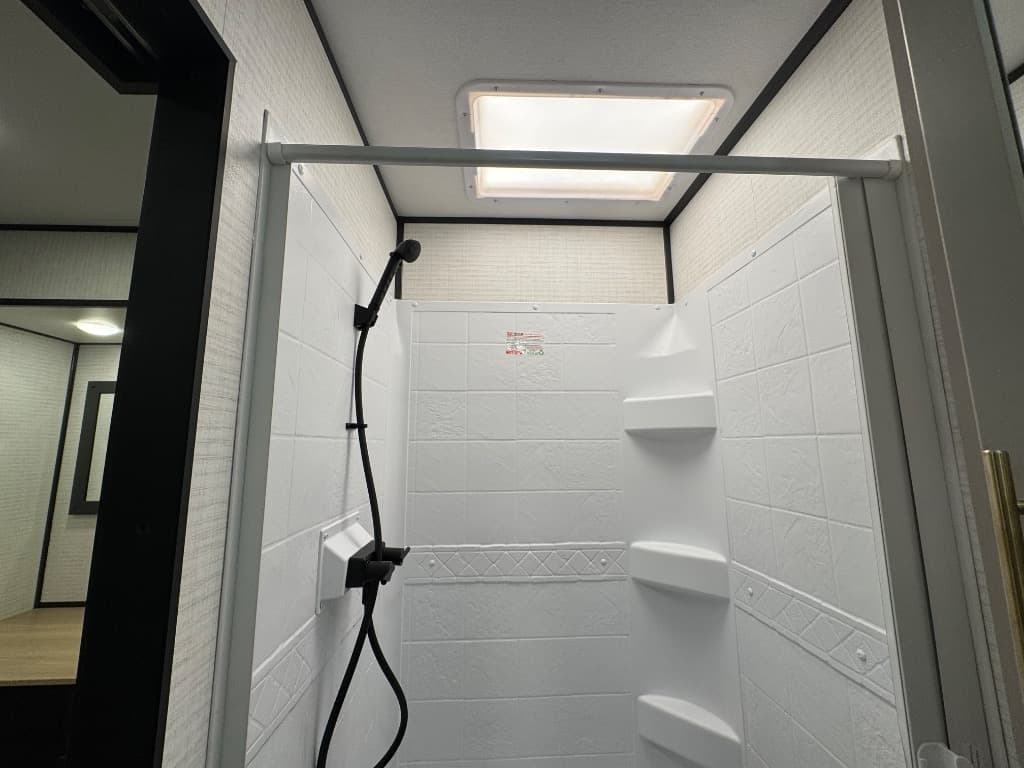 2026 Forest River 2026 Forest River Xlr Boost X Toy Hauler - thumbnail 24