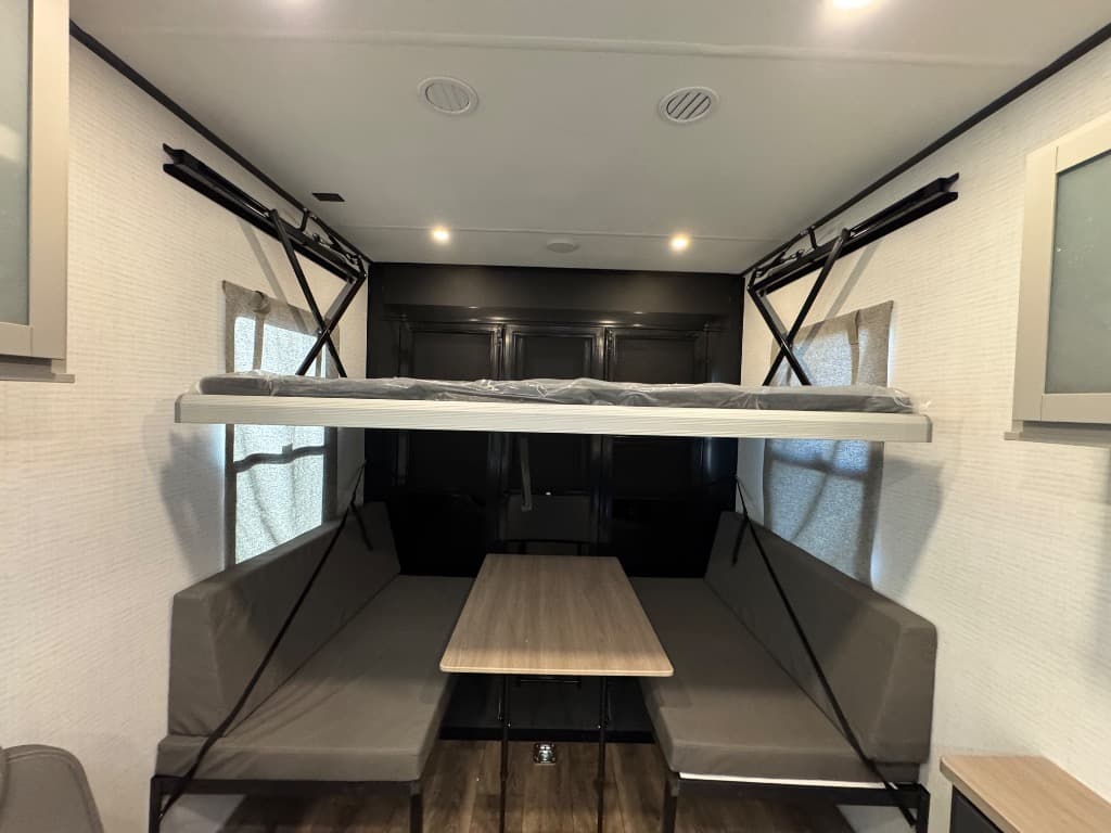 2026 Forest River 2026 Forest River Xlr Boost Toy Hauler - thumbnail 15