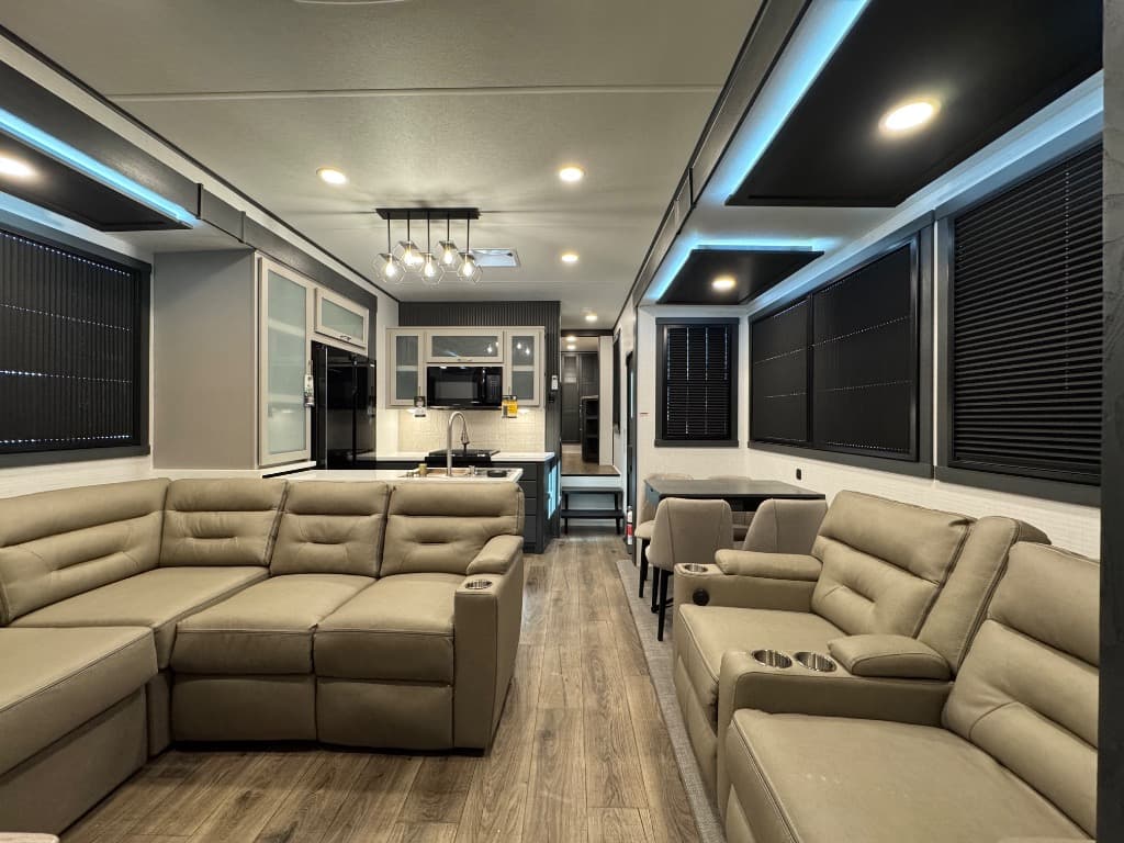 2026 Forest River 2026 Forest River Xlr Nitro Toy Hauler - thumbnail 25