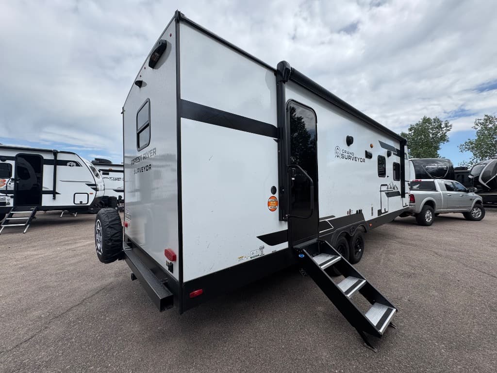 2026 Forest River 2026 Forest River Grand Surveyor - thumbnail 3