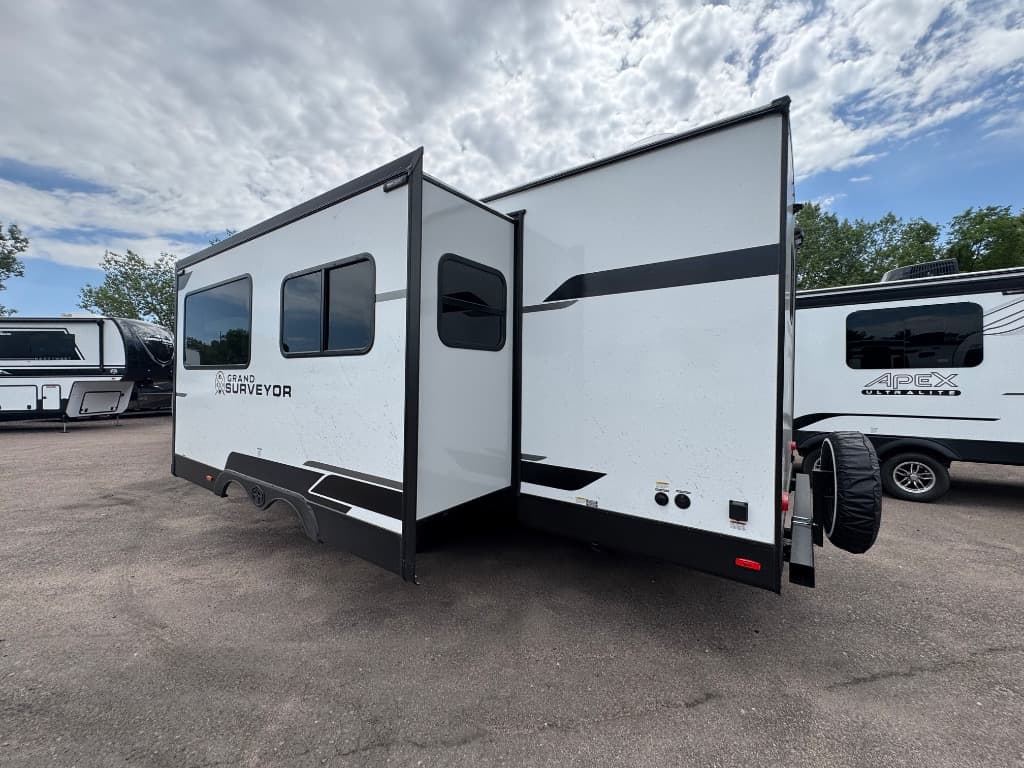 2026 Forest River 2026 Forest River Grand Surveyor - thumbnail 4