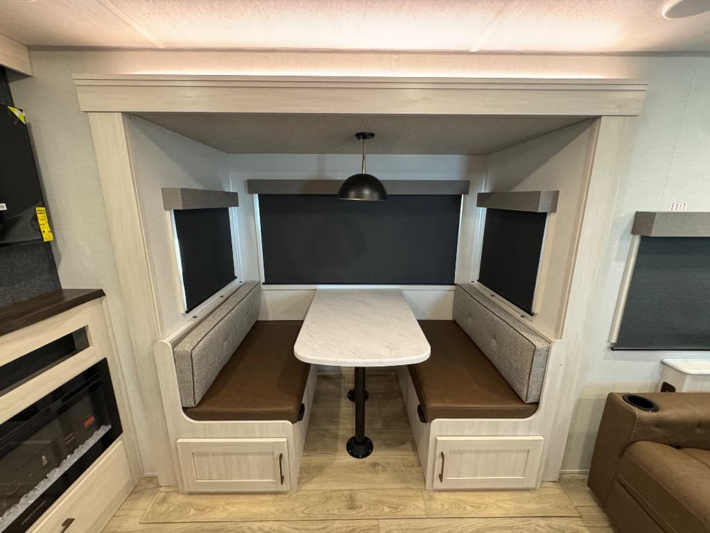 2026 Forest River 2026 Forest River Surveyor Legend - thumbnail 9