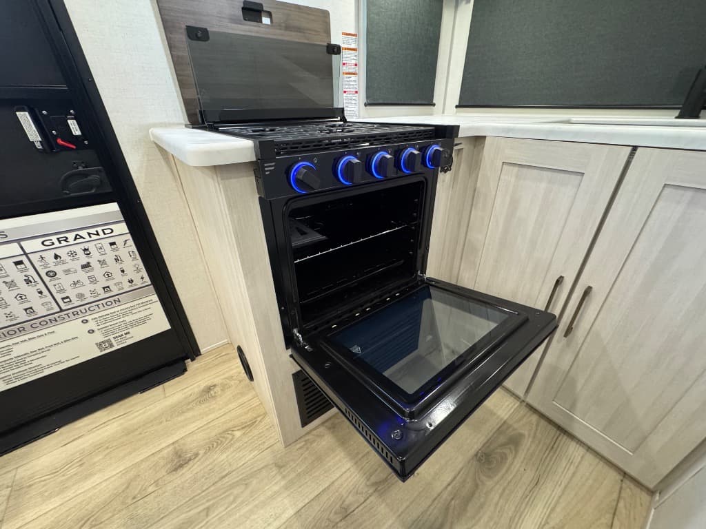 2026 Forest River 2026 Forest River Surveyor Legend - thumbnail 19