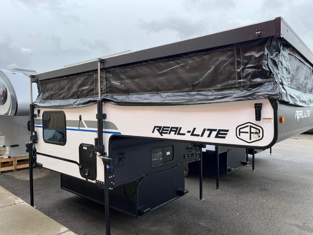 2026 Palomino Real-Lite SS1604