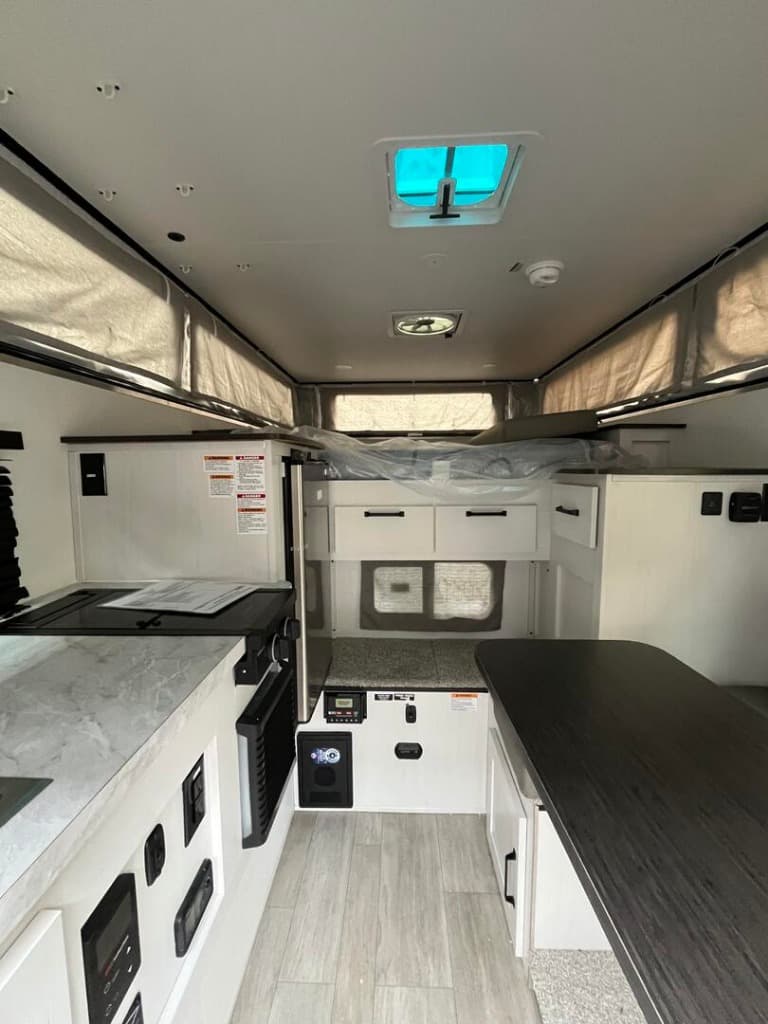 2026 Palomino 2026 Palomino Real-Lite - thumbnail 9