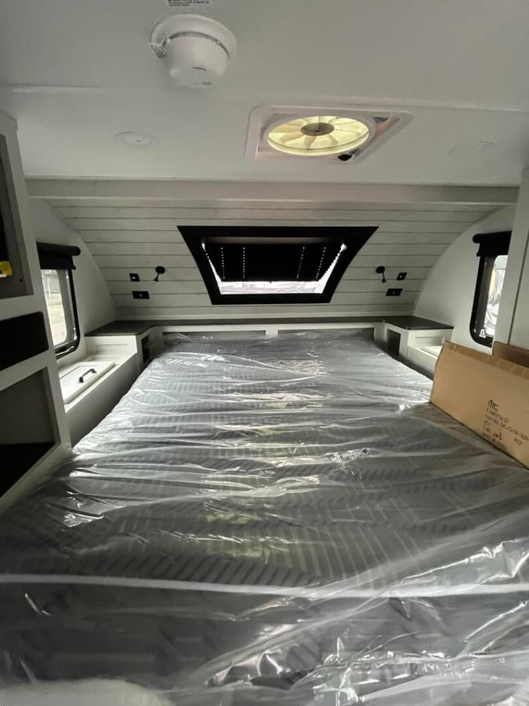 2026 Palomino 2026 Palomino Real-Lite Hard Side Max - thumbnail 9