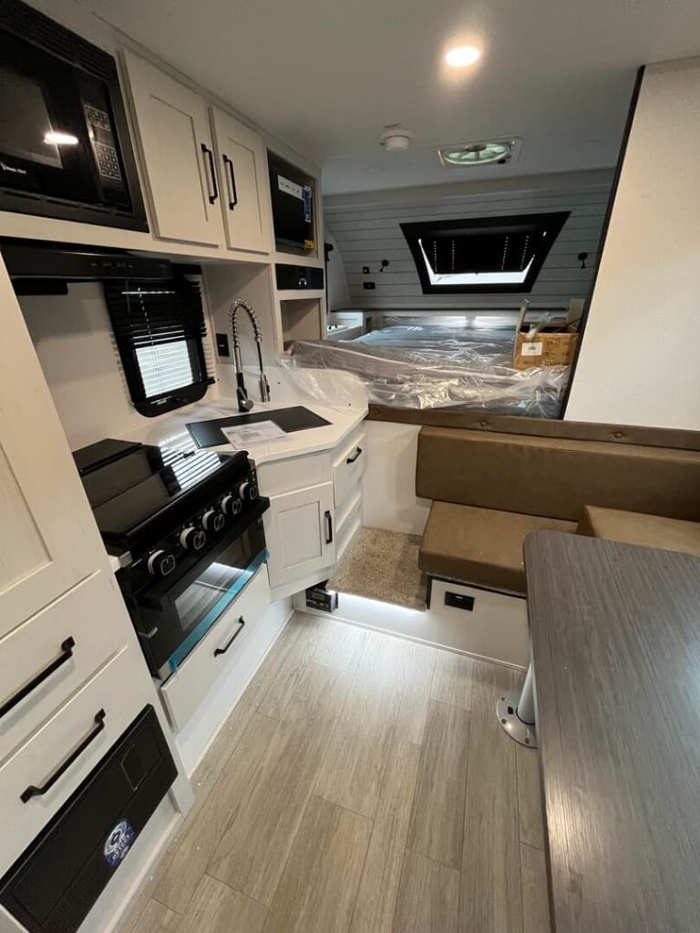 2026 Palomino 2026 Palomino Real-Lite Hard Side Max - thumbnail 22